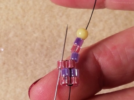Bead Weaving 101 – Square Stitch Basics – The Alluring Bead Boutique